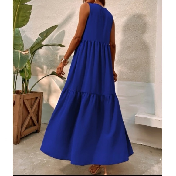 Luxe tie front ruffle hem maxi dress - Picture 10 of 16